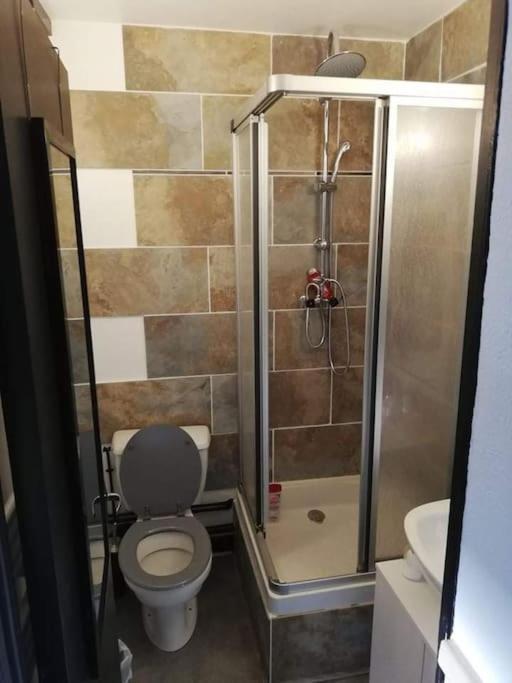Le Nid Douillet Splendide Linge Fourni Apartment Ла Бурбул Екстериор снимка